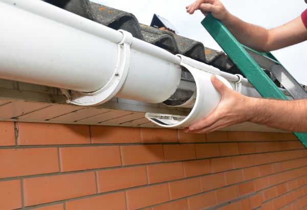 Gutter Maintenance in Merrillville